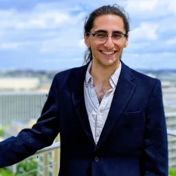 Justin Abbasi_2019 Headshot.jpg