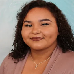 Leelee Headshot.JPG